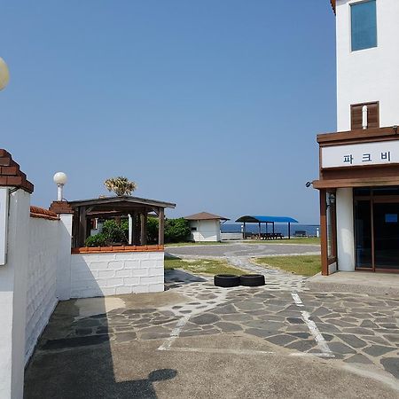 Park Beach Hotel Jeju Buitenkant foto