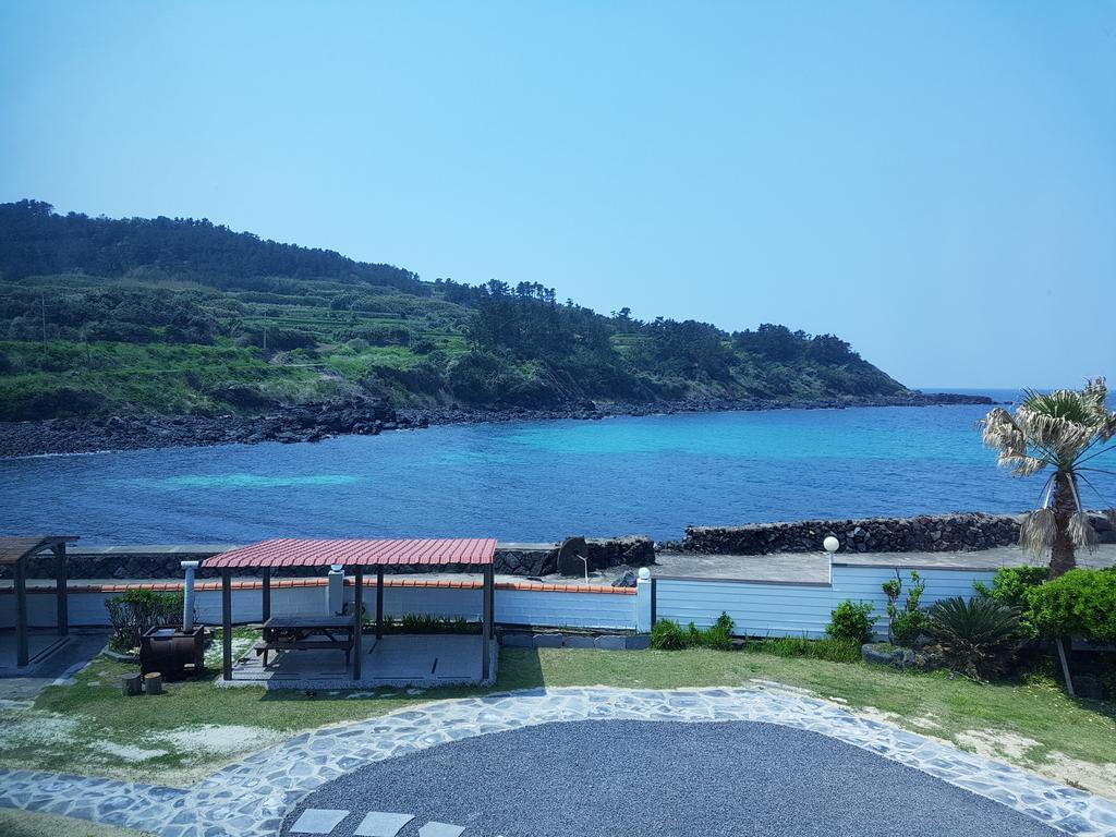 Park Beach Hotel Jeju Buitenkant foto