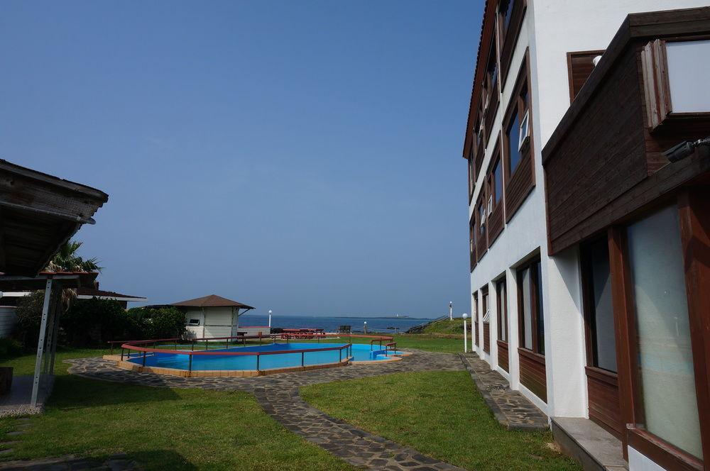 Park Beach Hotel Jeju Buitenkant foto