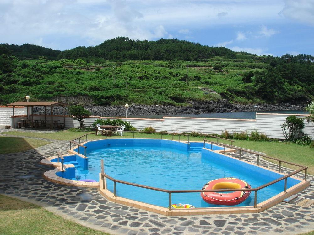 Park Beach Hotel Jeju Buitenkant foto