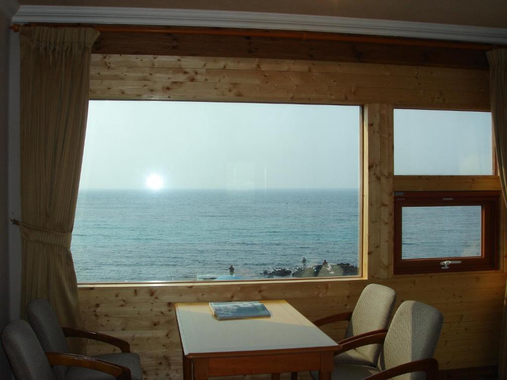 Park Beach Hotel Jeju Buitenkant foto