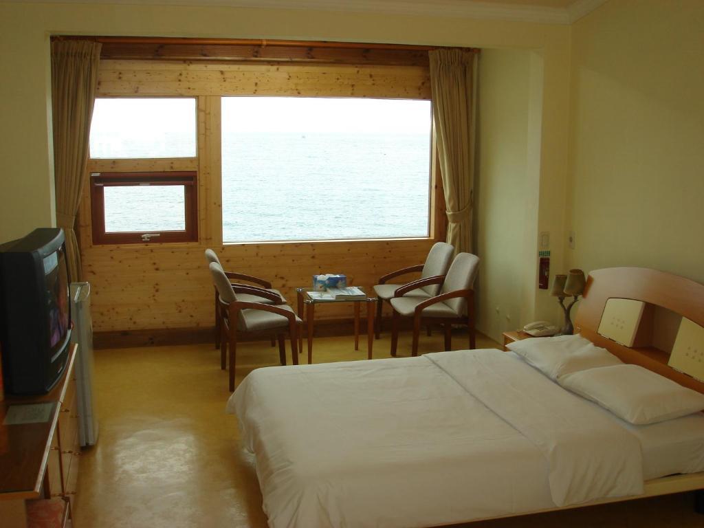 Park Beach Hotel Jeju Buitenkant foto