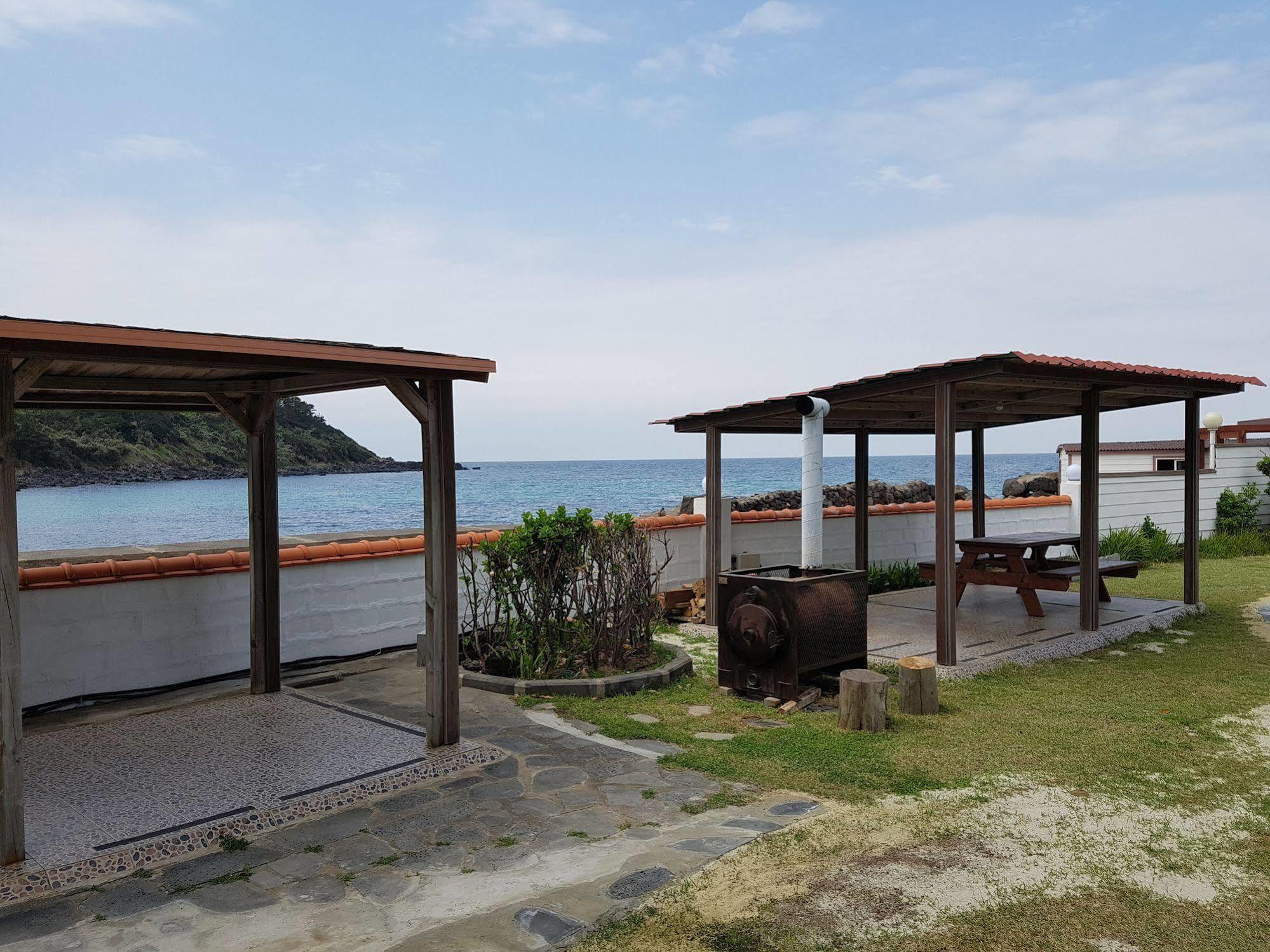 Park Beach Hotel Jeju Buitenkant foto